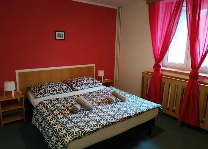 Vyhlidka 3*